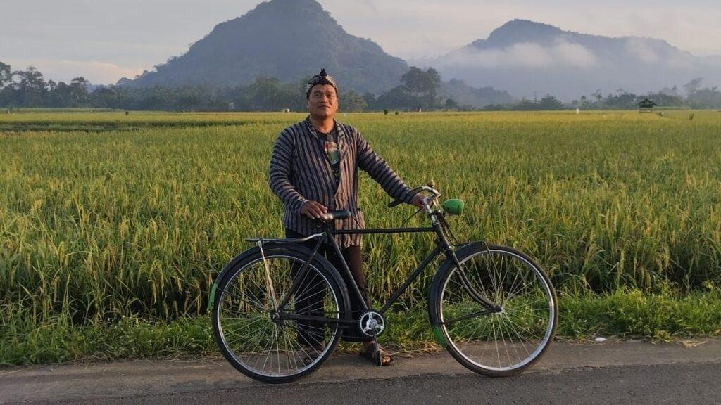 pak eko